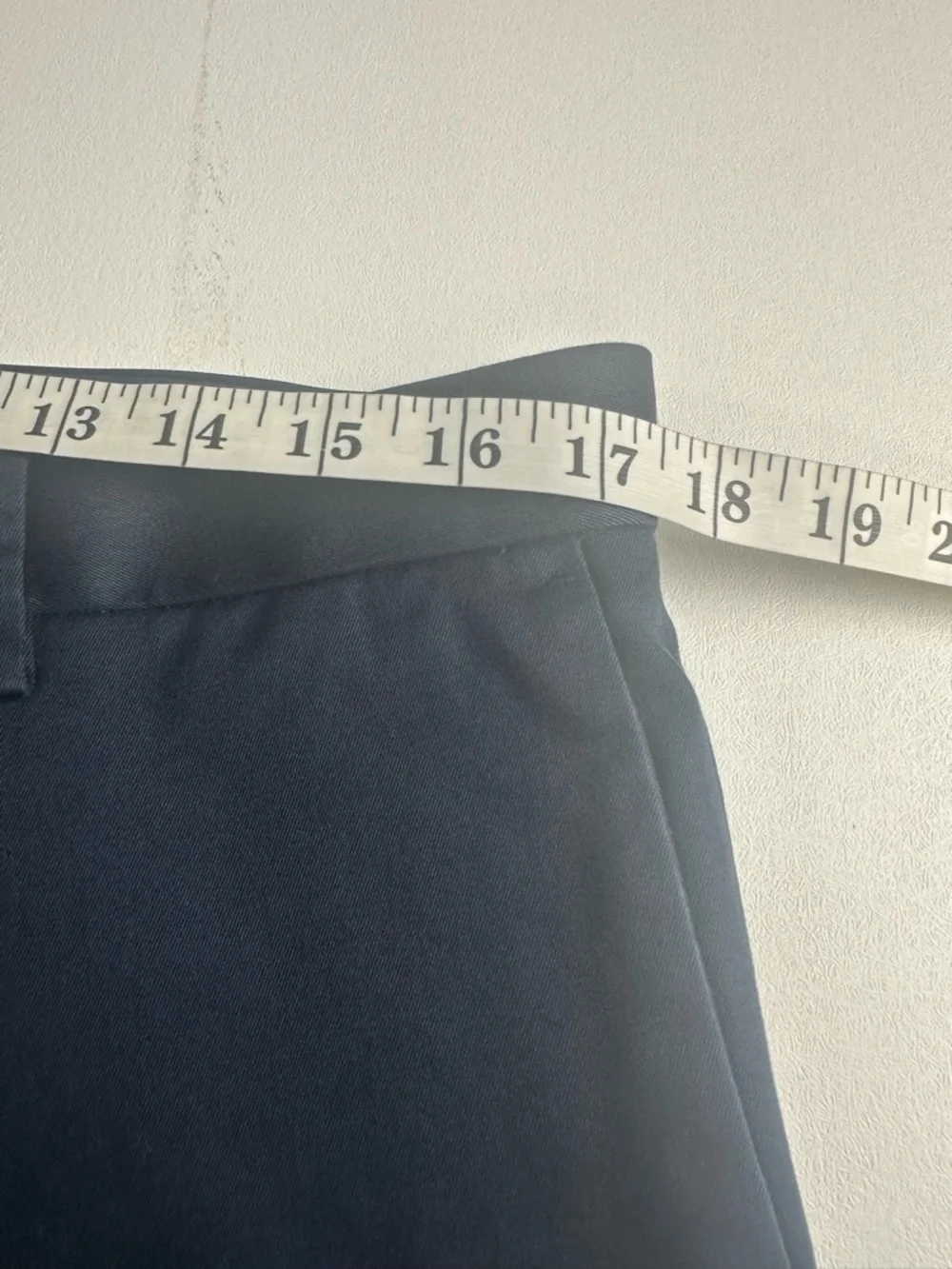 Banana Republic men’s size 35‎ tailored slim fit navy blue pants